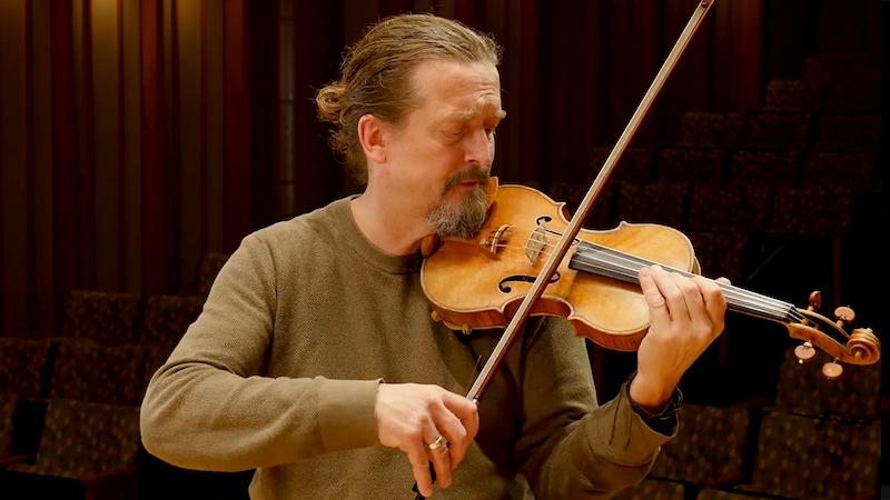 Video Interview Part 2: Christian Tetzlaff Talks about Brahms and his 2000 violin by Stefan-Peter Greiner 