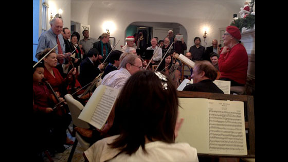 Holiday Handel Happiness