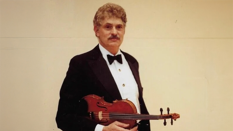 Andrew Victor